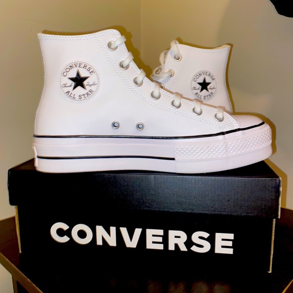 Chuck Taylor Platformed White Leather Converse